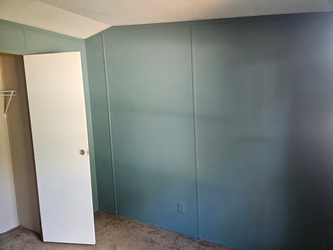Building Photo - 118 Yankee Ln