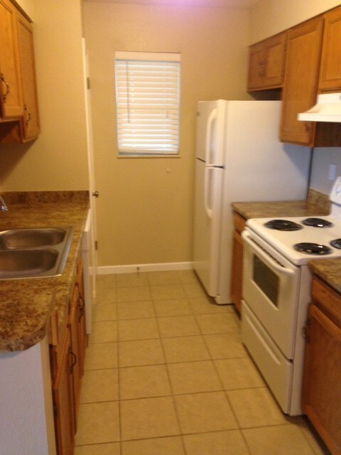 Building Photo - 2225 Split Rock Dr