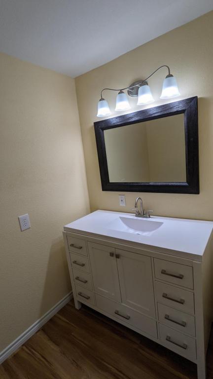 Foto del edificio - 7253 Rimwood Street