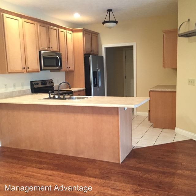 Building Photo - 1372 Clearvista Dr