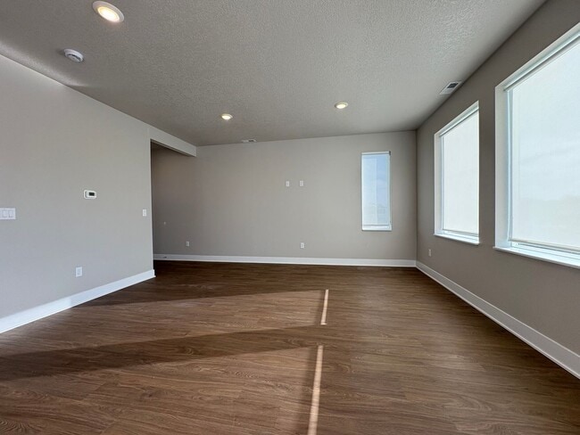 Interior Photo - Edgeland Waukee!