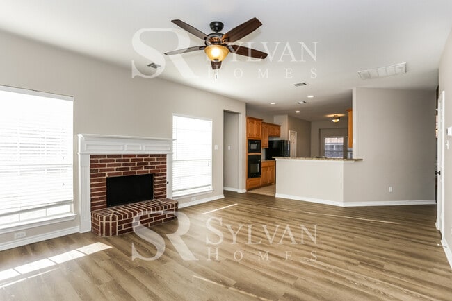 Foto del edificio - You Can Afford to Dwell Well.