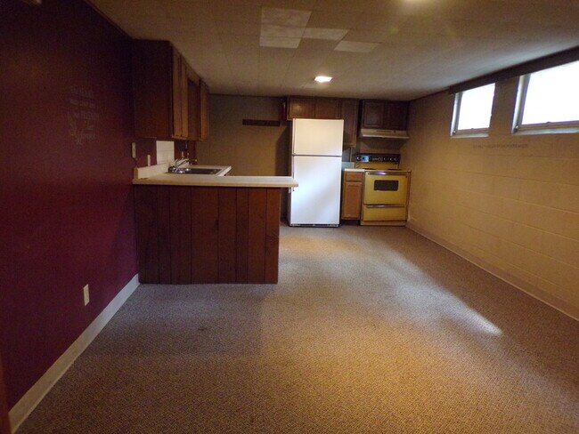 Kitchen - 105 Gilley Ave