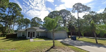 Building Photo - 1653 Sea Drift Ct NW