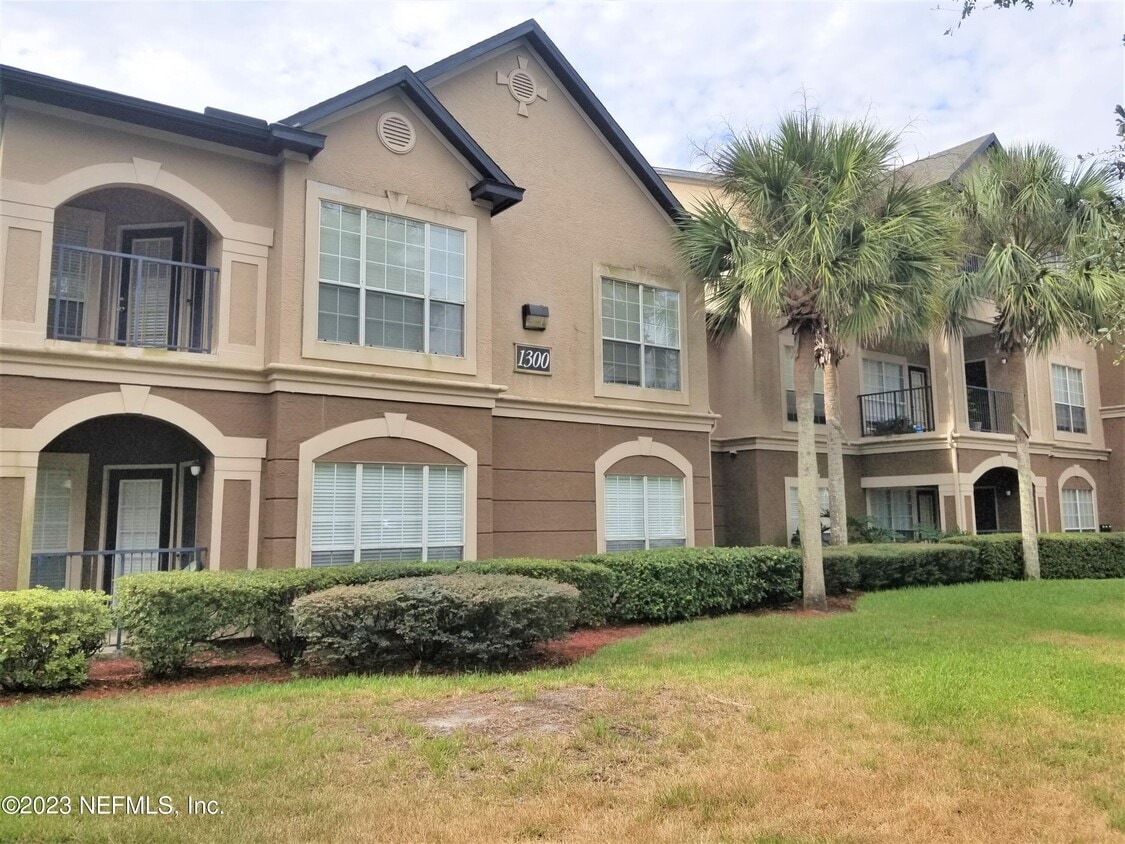 10961 Burnt Mill Rd Unit 1327, Jacksonville, FL 32256 Condo for Rent