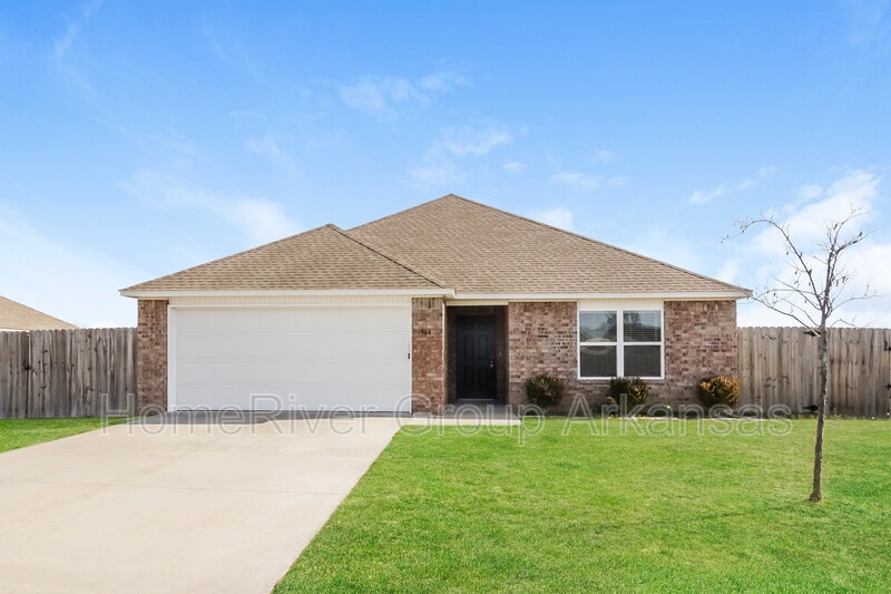 944 Macy Ln, Elkins, AR 72727 House Rental in Elkins, AR