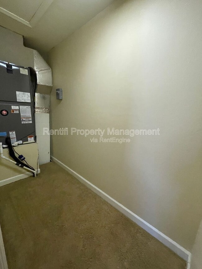 Foto del edificio - 9719 Glen Heron Dr