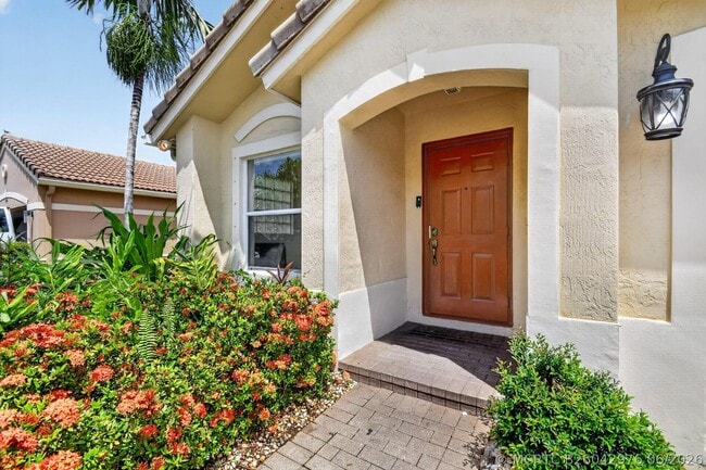 Building Photo - 1107 Big Torch St