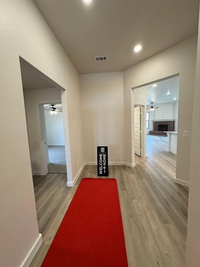 Building Photo - Fabulous Luxury New 2025 Build 3/2/2