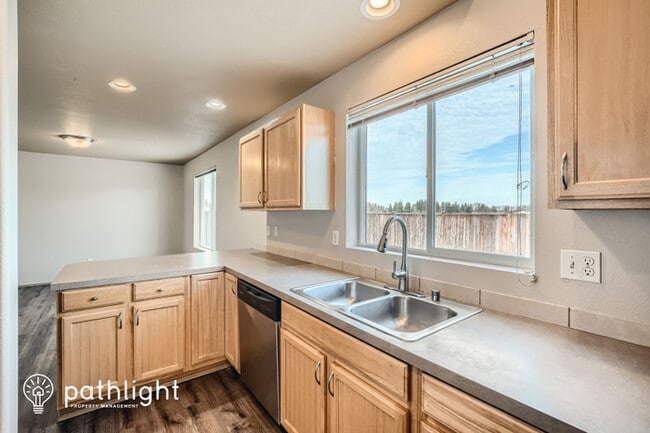 Building Photo - 16620 Greenleaf Avenue Southeast, Yelm, WA...