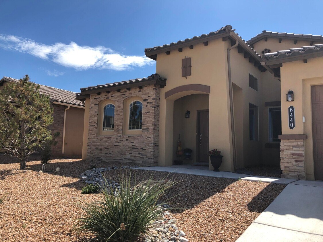 6440 Aloe Rd NW, Albuquerque, NM 87120 House Rental in Albuquerque