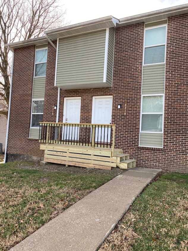Primary Photo - 4216 W Bethany Dr
