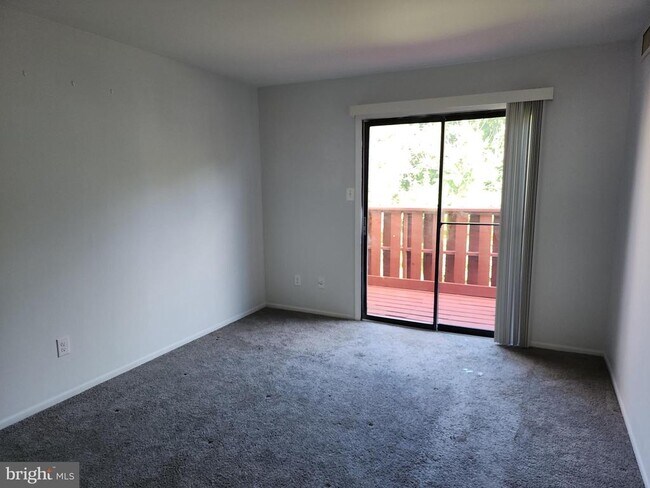 Foto del edificio - 1028 Oakwood Dr