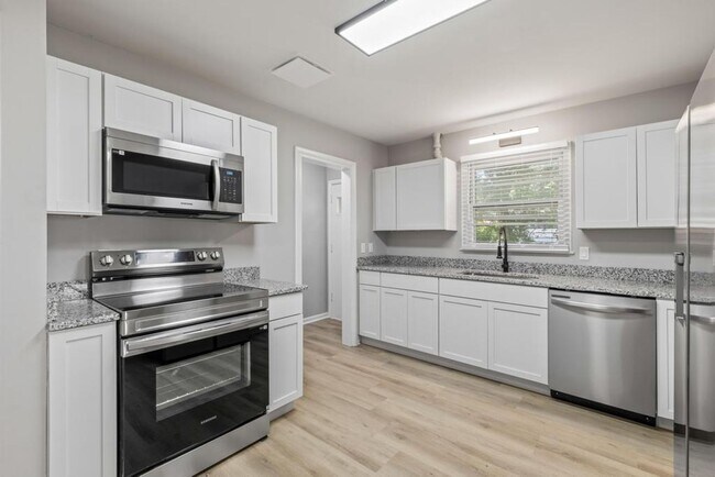 Foto del edificio - 7214 Northridge Dr