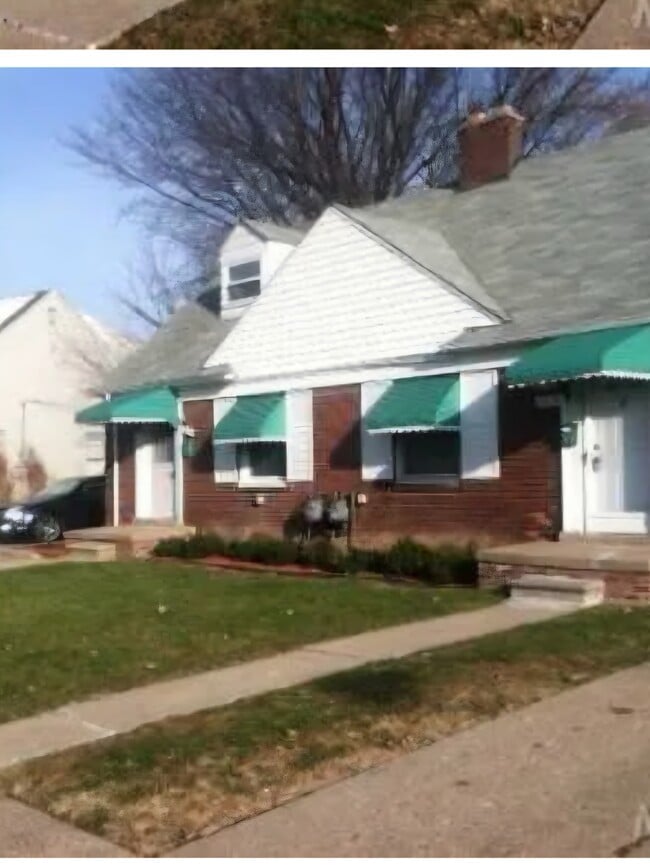 Building Photo - 21635 Moross Rd