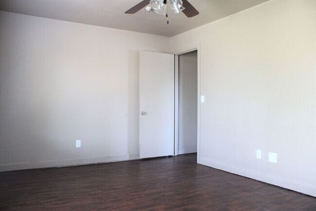 Building Photo - 2242 NW 42nd St