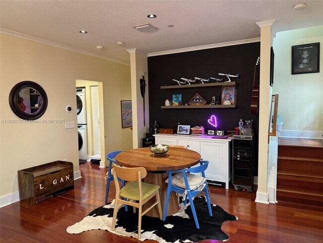 Foto del edificio - 2808 Coconut Ave
