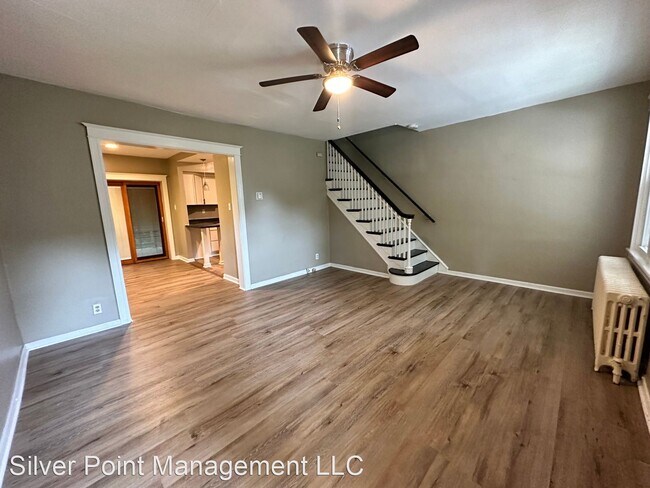 Building Photo - 3 br, 1 bath House - 2429 Upland St