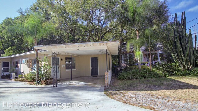 Foto del edificio - 1504 E Livingston St