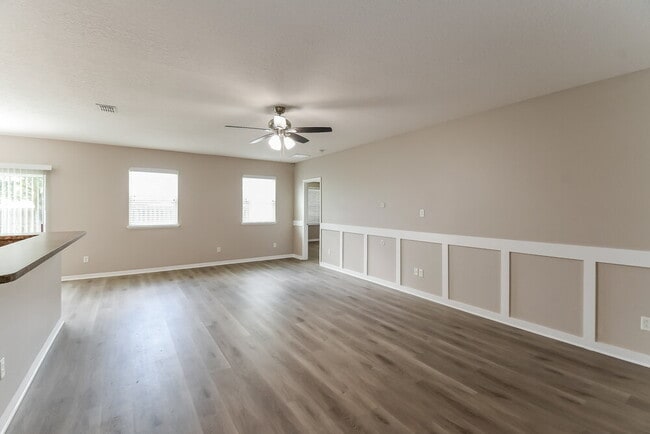 Foto del edificio - 5120 Magnolia Valley Dr