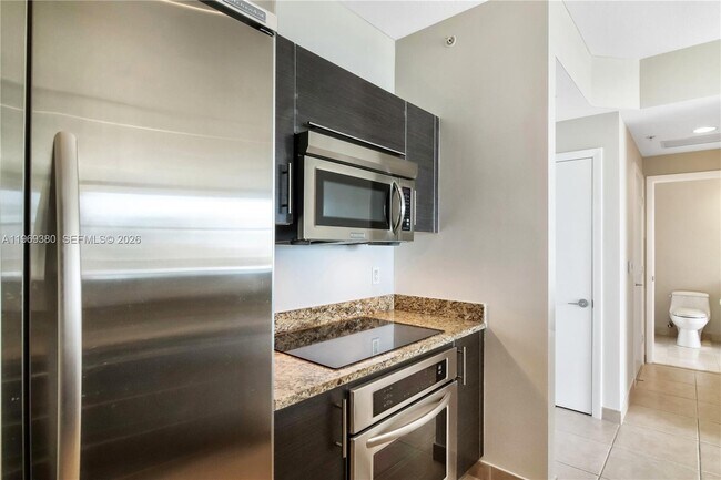 Building Photo - 550 Okeechobee Blvd