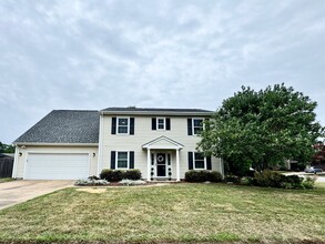 Building Photo - 965 Commodore Dr