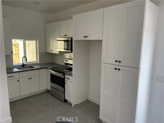 Foto del edificio - 2248 Lime Ave