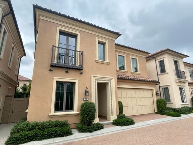 Foto del edificio - Newer home In Los Olivos