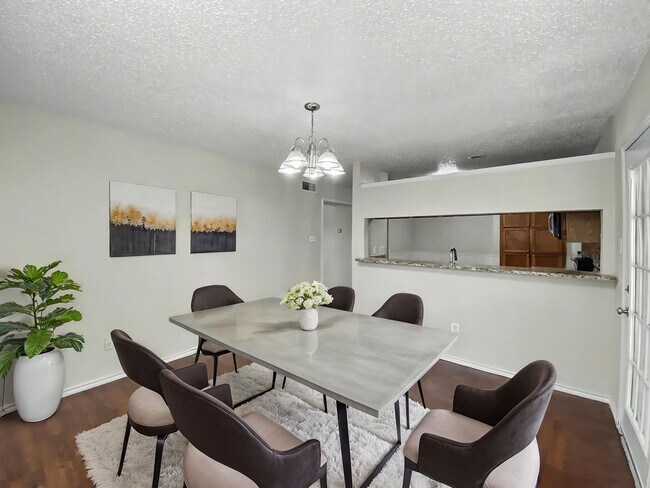 Foto del edificio - 2202 Prairie Creek Trail