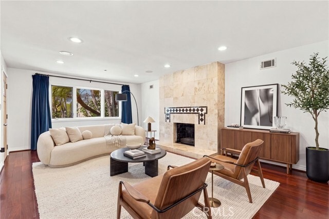 Foto del edificio - 642 N Crescent Heights Blvd