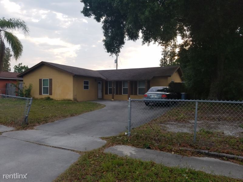 Primary Photo - 4 br, 2 bath House - 1708 N Conrad Ave