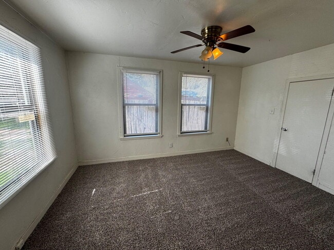 Building Photo - 3107 Avenue U
