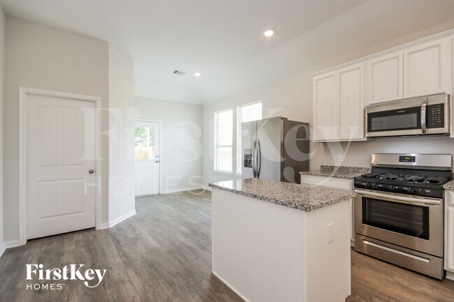 Building Photo - 13012 Stone Vly Wy