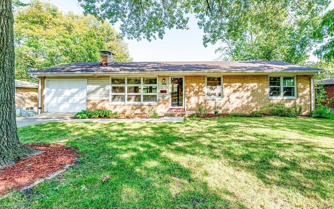 Frente de la casa - 322 Crown Point