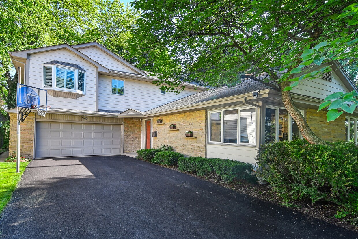 Foto principal - 545 Highland Rd