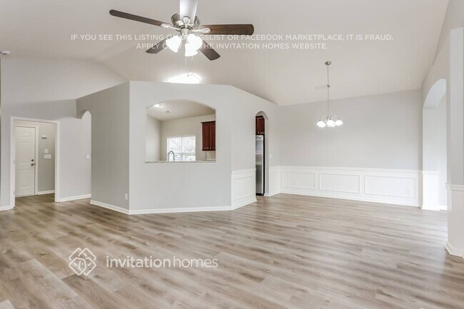 Foto del edificio - 5058 Manning Dr
