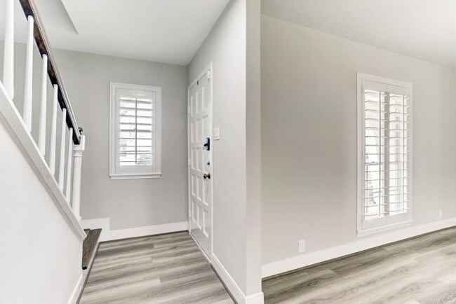 Foto del edificio - 11006 Wickersham Ln
