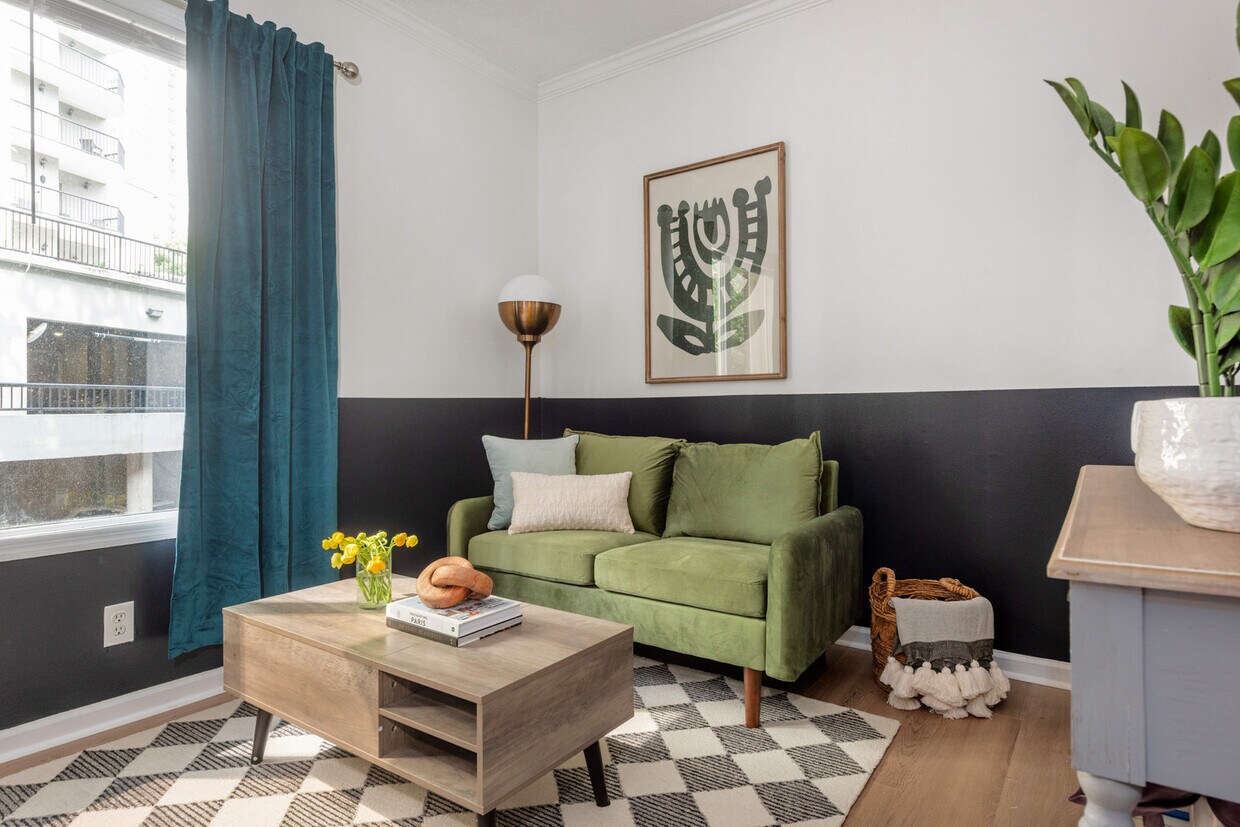 Foto principal - 1112 Piedmont Ave NE