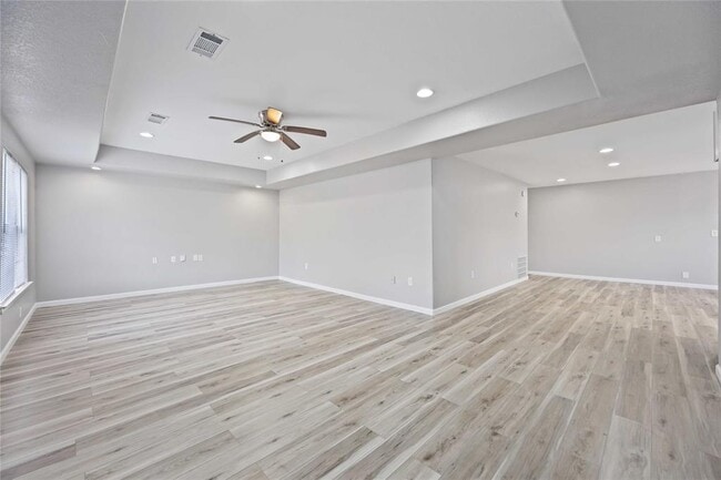 Foto del edificio - 1728 Connorvale Rd