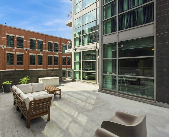 Foto del edificio - 225 S Sangamon St