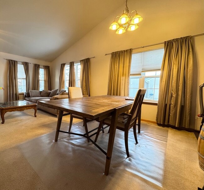 Building Photo - 1606 Donegal Dr