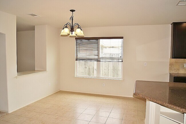 Foto del edificio - Light & Bright 4/2/2 in Heartland For Rent!
