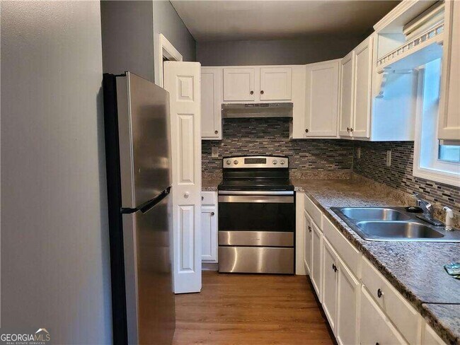 Building Photo - 2622 Country Trace SE