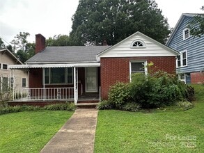 Building Photo - 153 Bost St