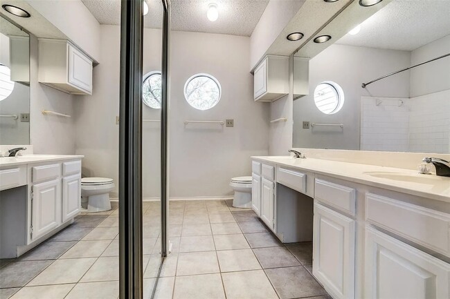 Foto del edificio - 5619 Preston Oaks Rd