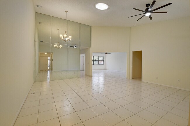 Building Photo - 2350 NW 13th St