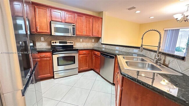 Foto del edificio - 12874 SW 31st Ct