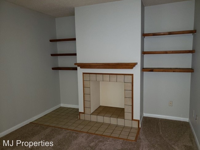 Building Photo - 12334 Chicamauga Trail SE