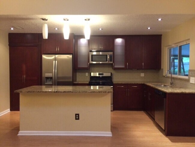 Building Photo - 3512 Premier Dr