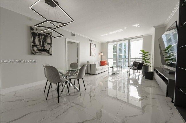 Building Photo - 325 S Biscayne Blvd